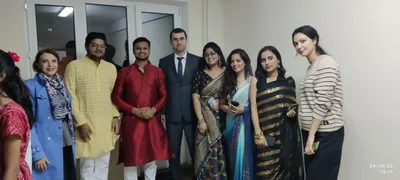 Свадьба индусов, пышные убранства, …» — создано в Шедевруме
