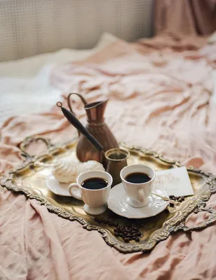 Не только кофе в постель: утренние ритуалы, которые помогут укрепить каждую  пару - Men