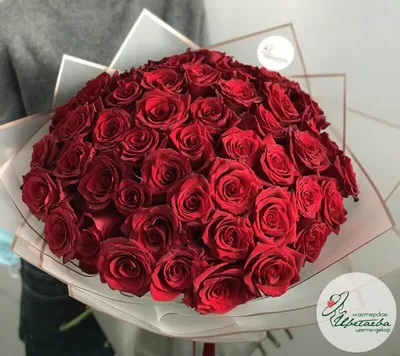 Розовый букет роз и альстромерий | доставка по Москве и области
