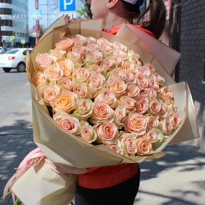 Букет роз «Эсмеральда» заказать с доставкой в Краснодаре по цене 7 700 руб.
