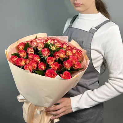 Букет роз \"Крем\", купить в Москве с доставкой, цены в интернет-магазине