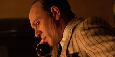 Лицо со шрамом / Capone (2020, фильм) - «Фильм \"Лицо со шрамом\" 2020 вызвал  у меня тошноту. Последний год жизни Аль Капоне. Неудачная роль Тома Харди»  | отзывы
