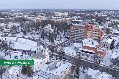 31 декабря ... утро ... наступил день под девизом: \" Не трогай! Это на  Новый Год!\" #Новыйгод #желаюсчастья #процветание … | Новогодние открытки,  Новый год, Праздник