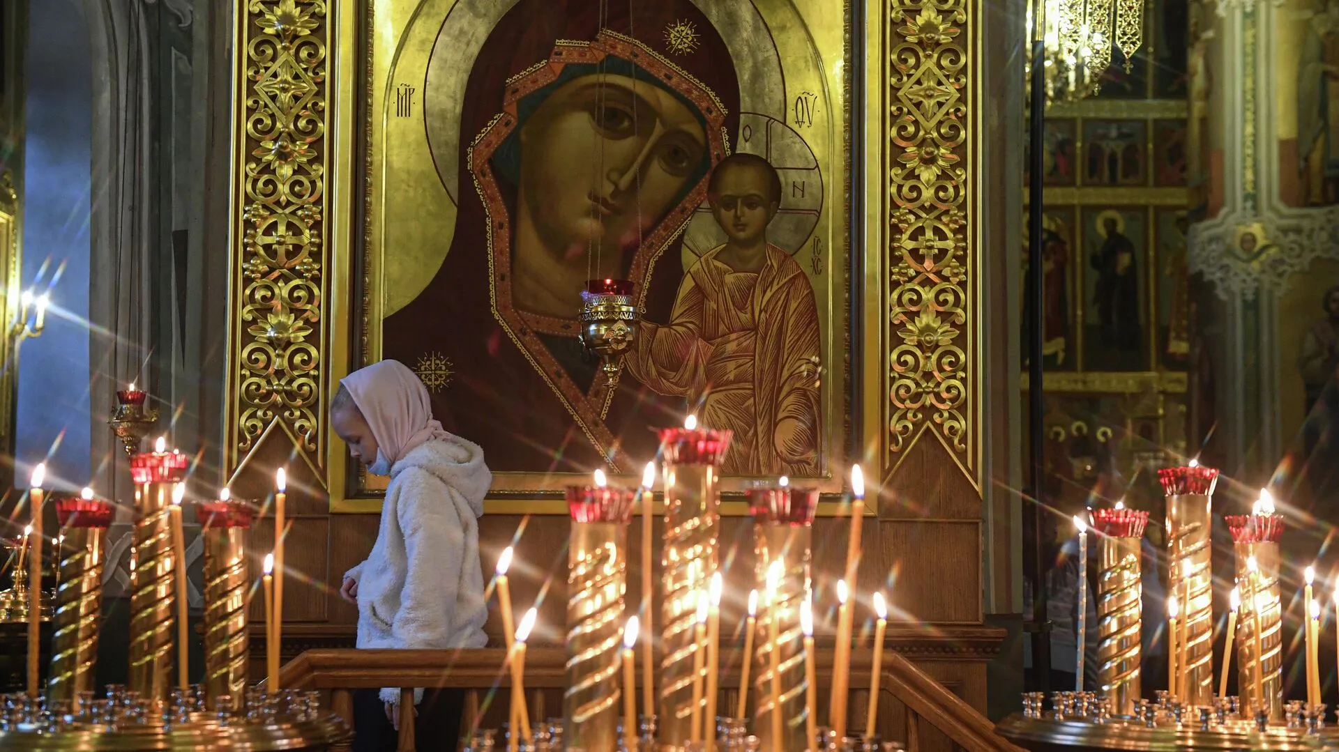 Дождь на казанскую 21 июля. Праздник Шуйской-Смоленской иконы Божией матери. Шуйская Смоленская икона Божией матери 15 ноября. Праздник Шуйской-Смоленской иконы Божией матери 15 ноября. Казанская Вышенская икона Божией матери.