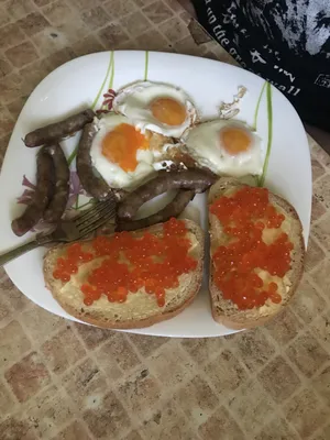 Вкусный завтрак — отдельный праздник в жизни. Всеми любимый сборный завтрак  с лососем. | Instagram
