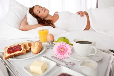 Идеальный завтрак в постель: побалуйте своих любимых | Блог  интернет-магазина Kitchen Profi