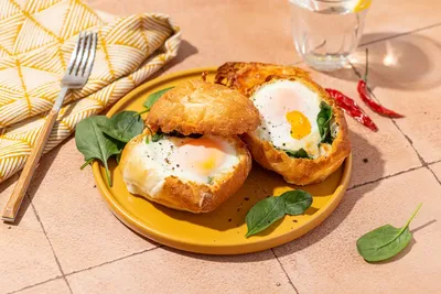 Завтрак для любимой: горячий сандвич с яйцом