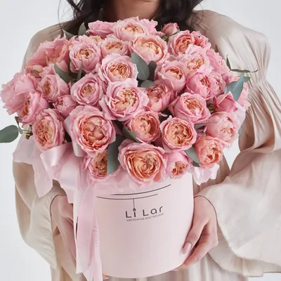 Only Rose — идеальные розы в коробке | Купить свежесрезанные пионовидные  розы «Бомбастик микс» в коробке
