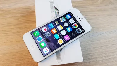 Купить Стекло дисплея для переклейки для iPhone 5/ 5S/ 5C/ SE белый, AAA с  доставкой по России от двух дней и оплатой при получении от 3 рублей