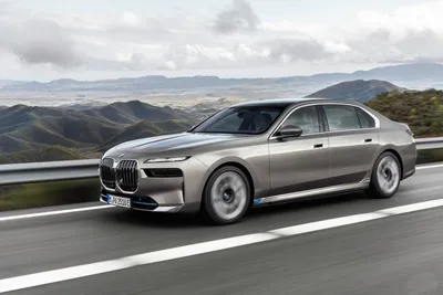 2024 BMW 5 Series First Drive: Gas power takes the stage - Autoblog