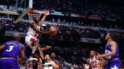 Футболка игровая NBA Chicago Bulls новая.23 Jordan – купить в  Санкт-Петербурге, цена 1 500 руб., продано 7 января 2021 – Спортивная одежда