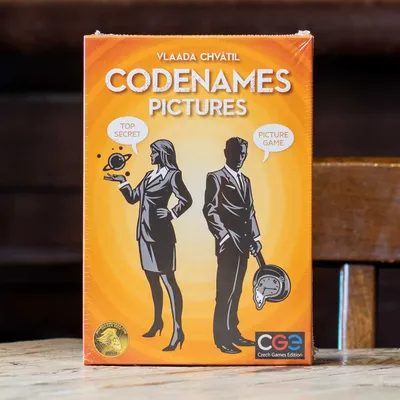 How to Play Codenames in 3 Minutes - The Rules Girl - YouTube