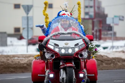 [77+] Дед мороз на мотоцикле картинки обои