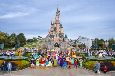 Disneyland Paris is Celebrating its 30th Anniversary | Architectural Digest