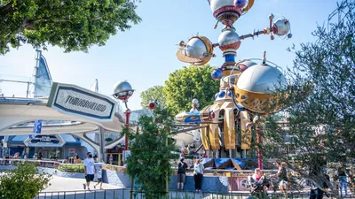 First Timer's Guide to Disneyland Paris: Tips for American Visitors - Trips  With Tykes