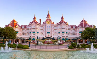 30 Virtual Disneyland Rides - Online Disneyland Experience