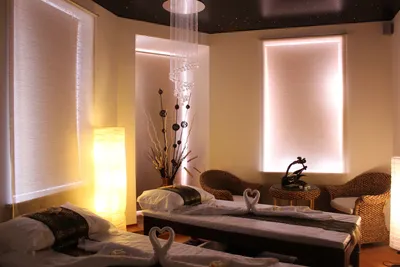 Интерьер массажного кабинета в салоне красоты Secret de Beaute | Декор для  комнат спа, Интерьер, Дизайн