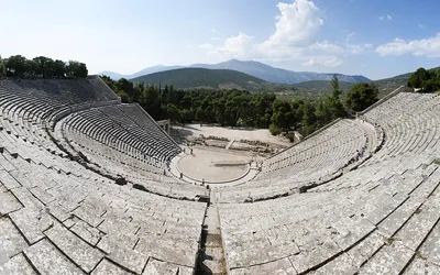 Самый древний театр в мире расположена тут в Греции🇬🇷✈️ | Instagram