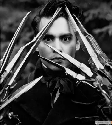 Эдвард руки-ножницы / Edward Scissorhands (1990, фильм) - «Случайно  посмотрела и влюбилась» | отзывы