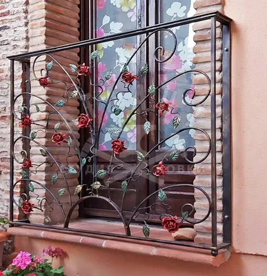 Кованый французский балкон с розами КФБ-163: купить в Москве, фото, цены