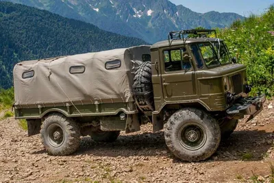 File:GAZ-66 in Ukraine.jpg - Wikimedia Commons