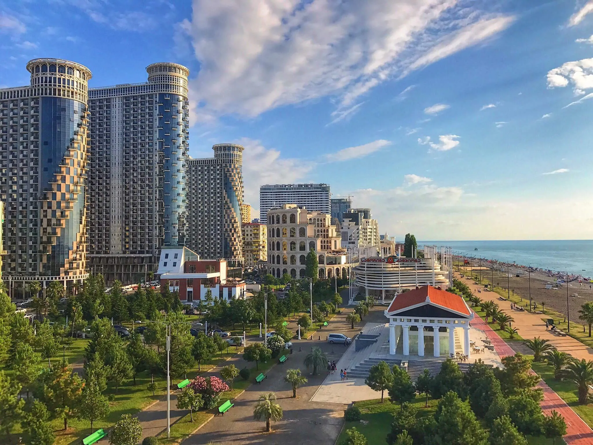 Грузия батуми 3. Грузия Батуми. Курорт Батуми Грузия. Orbi Sea Towers Батуми. Батуми Аджария Грузия.