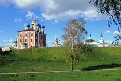 📍Герой дня — город Рязань! План на выходные — наслаждаться неспешными  прогулками, погружаться в историческое и поэтическое прошлое и… | Instagram