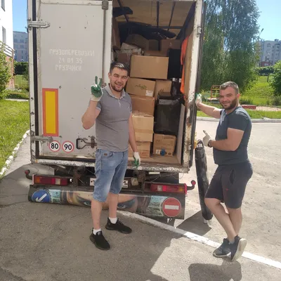 Кому в \"Москве\" жить хорошо: трудовые будни таджикских грузчиков -  29.09.2017, Sputnik Таджикистан