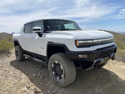 Gas-guzzling Hummer could make its comeback as an all-electric truck - ABC  News