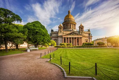 Исаакиевский собор в Санкт-Петербурге