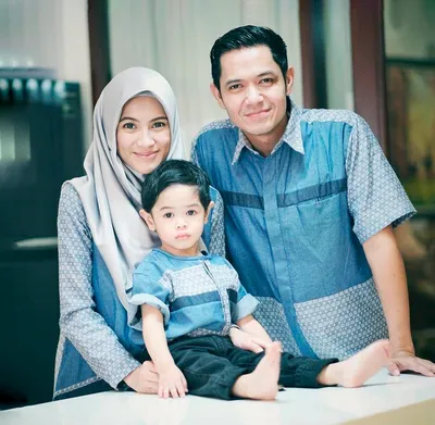 Счастливая семья❤️ | Father and girl, Muslim couple photography, Cute  muslim couples