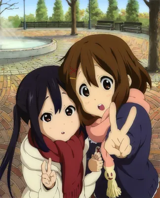 Фото Yui Hirasawa / Юи Хирасава и Nakano Azusa / Азуса Накано из аниме Клуб  легкой музыки / K-ON