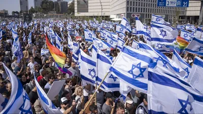 Israel storms mosque, detaining hundreds and prompting clashes amid  religious holiday - ABC News