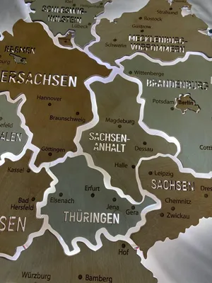 Физическая Карта Германии Немецкими Буквами Векторное изображение  ©Lesniewski 529425296