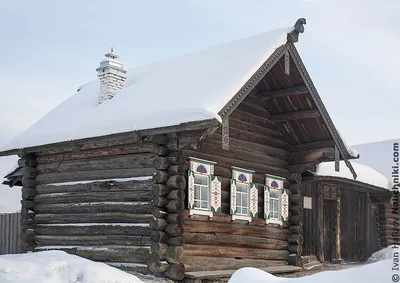 Деревянная изба из Нижней Синячихи | | Nalichniki.com