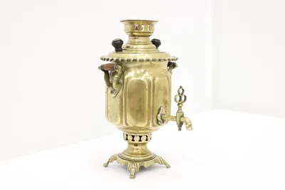 A BRASS SAMOVAR AND A TEA POT Russian, Tula, M. Sliozber… | Drouot.com