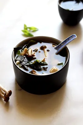 Easy Miso Soup (Japanese Clear Soup) • Happy Kitchen