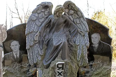 Гранитные памятники с ангелом: изготовление, фото, цена