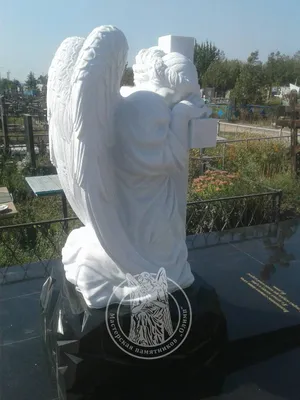Скульптуры ангелов на кладбище - что значит такой декор?