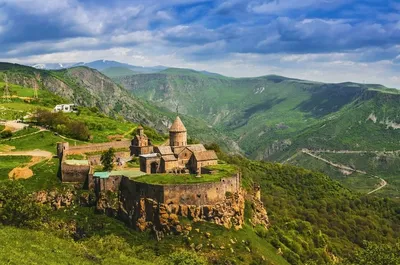 Топ-42 главные достопримечательности Армении: куда сходить и что посмотреть  за 3-5 дней, самые красивые места, фото и описание. | Достопримечательности  Мира – Top7Travel.ru | Дзен