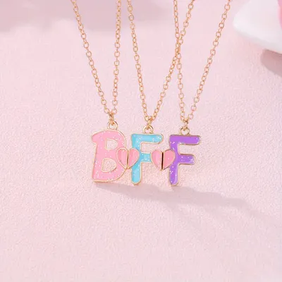 BFF To Do List: Crazy Things To Do With Your Best Friend - SUGAR Cosmetics