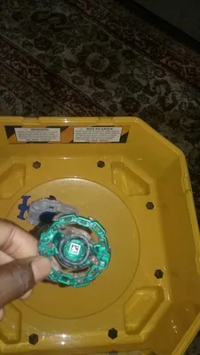 Beyblade Burst Set With Arena, Metal Fusion 4D, Launcher, And Beyblade  Spinning Top Perfect Christmas Gift LJ298L From Ai826, $19.61 | DHgate.Com