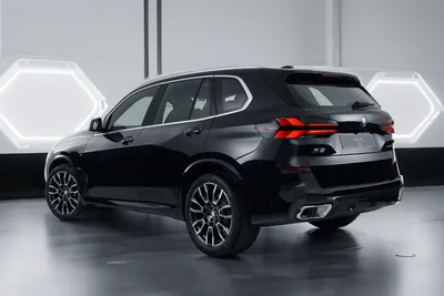 Updated BMW X5 includes new plug-in hybrid version