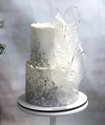 Нежный торт на свадьбу. Торт для зимней свадьбы. Арт-кондитерская Сергея  Магаева … | Необычные свадебные торты, Современные свадебные торты, Большие  свадебные торты