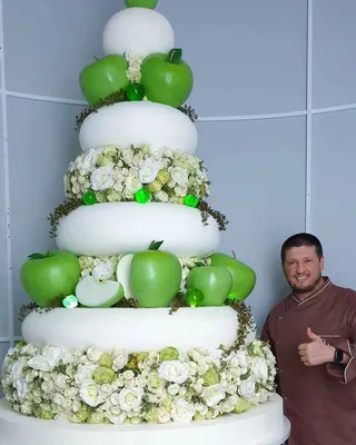 10 гигантских тортов Рената Агзамова: \"Такое нельзя есть!\" | Большие  свадебные торты, Огромные свадебные торты, Тематически оформленные торты