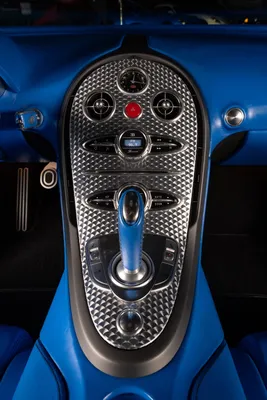 Bugatti Shows Off Supercar Ron's Veyron Grand Sport Vitesse