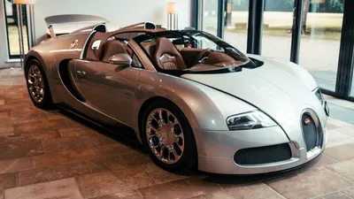 Guide: Bugatti 16.4 Veyron Super Sport — Supercar Nostalgia