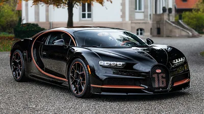 Bugatti Chiron vs Bugatti Veyron: And The Winner Is...