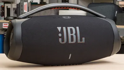 Портативная колонка JBL Boombox Black - купить на официальном сайте JBL