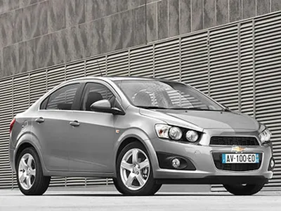 Объявлены российские цены на новый седан Chevrolet Aveo — Motor